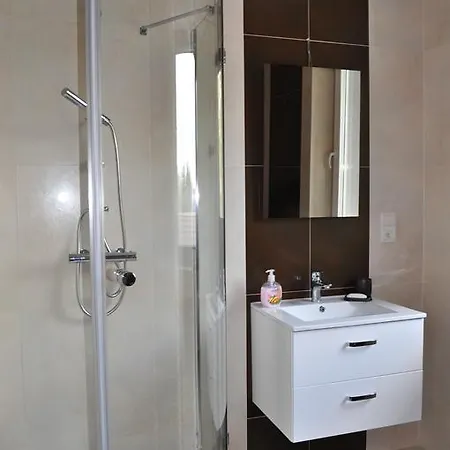 Scorpion Modlin Apartamento *