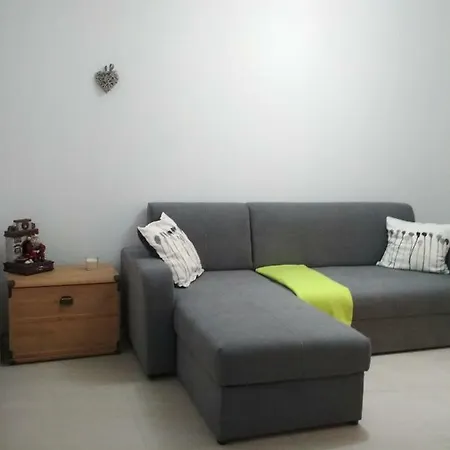 Scorpion Modlin Apartment *